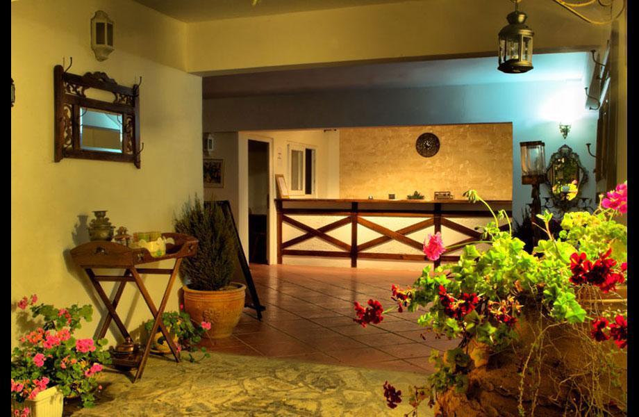 Hotel Golden Gate 쿠사다시 외부 사진