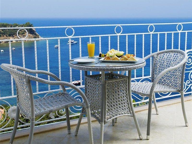 Hotel Golden Gate 쿠사다시 외부 사진