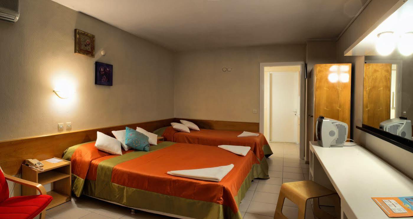 Hotel Golden Gate 쿠사다시 외부 사진