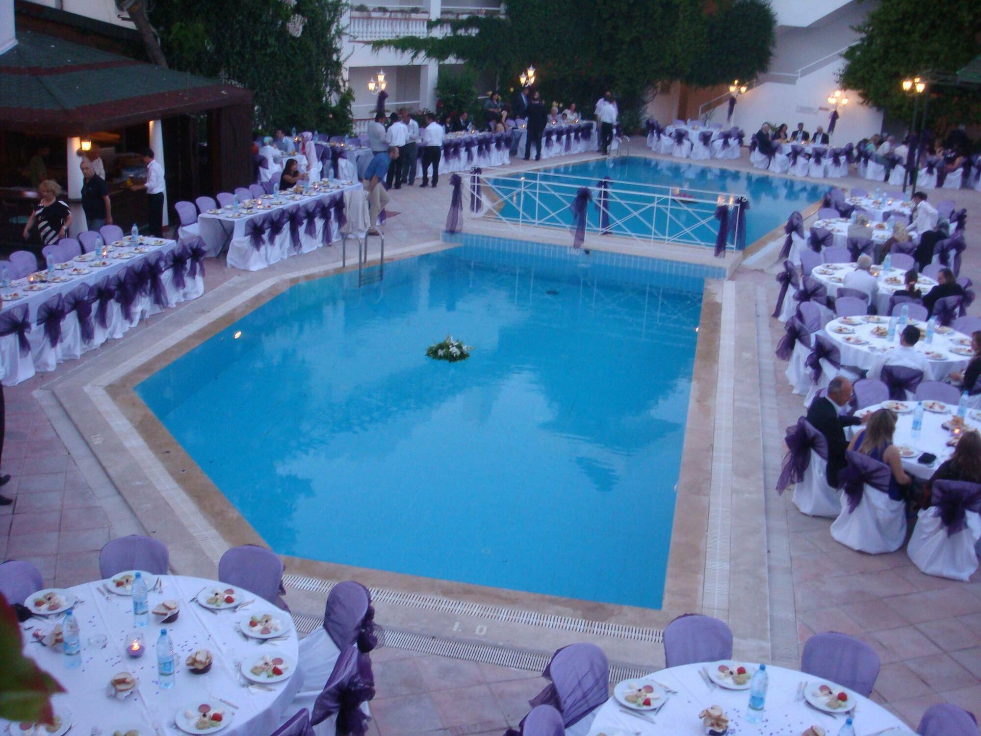 Hotel Golden Gate 쿠사다시 외부 사진
